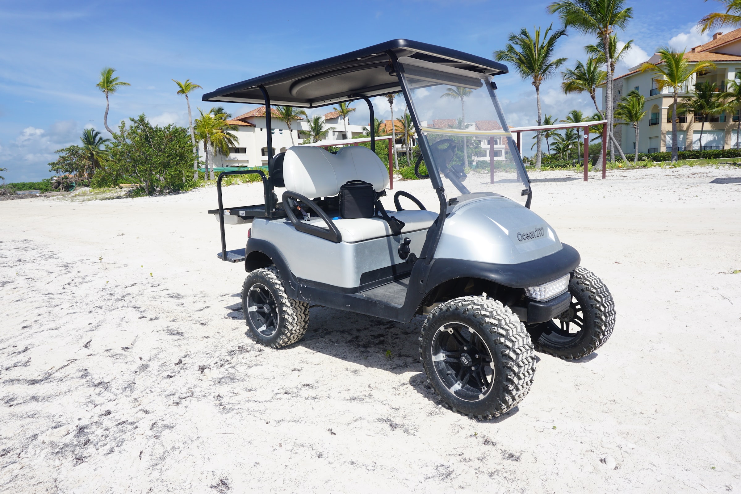 Buying a Golf Cart: Using a Golf Cart for a Daily Driver